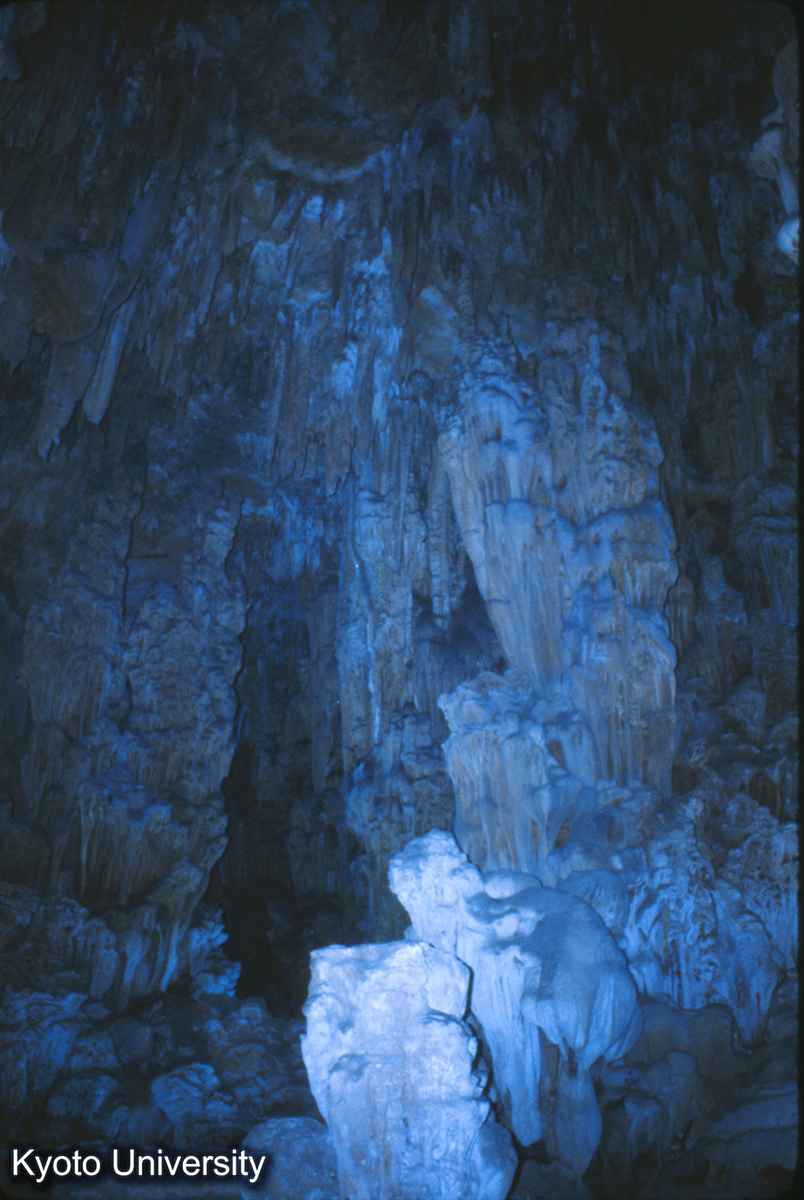 657_七里岩洞窟 (1)