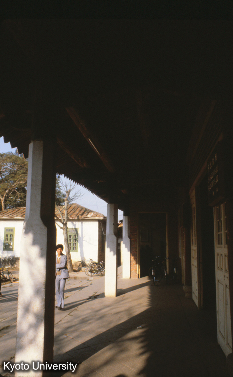 89-18_泉州 文廟明倫堂 前廊 (1)