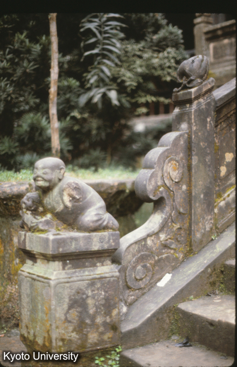 121-16_灌県 青城山 三清殿 (1)