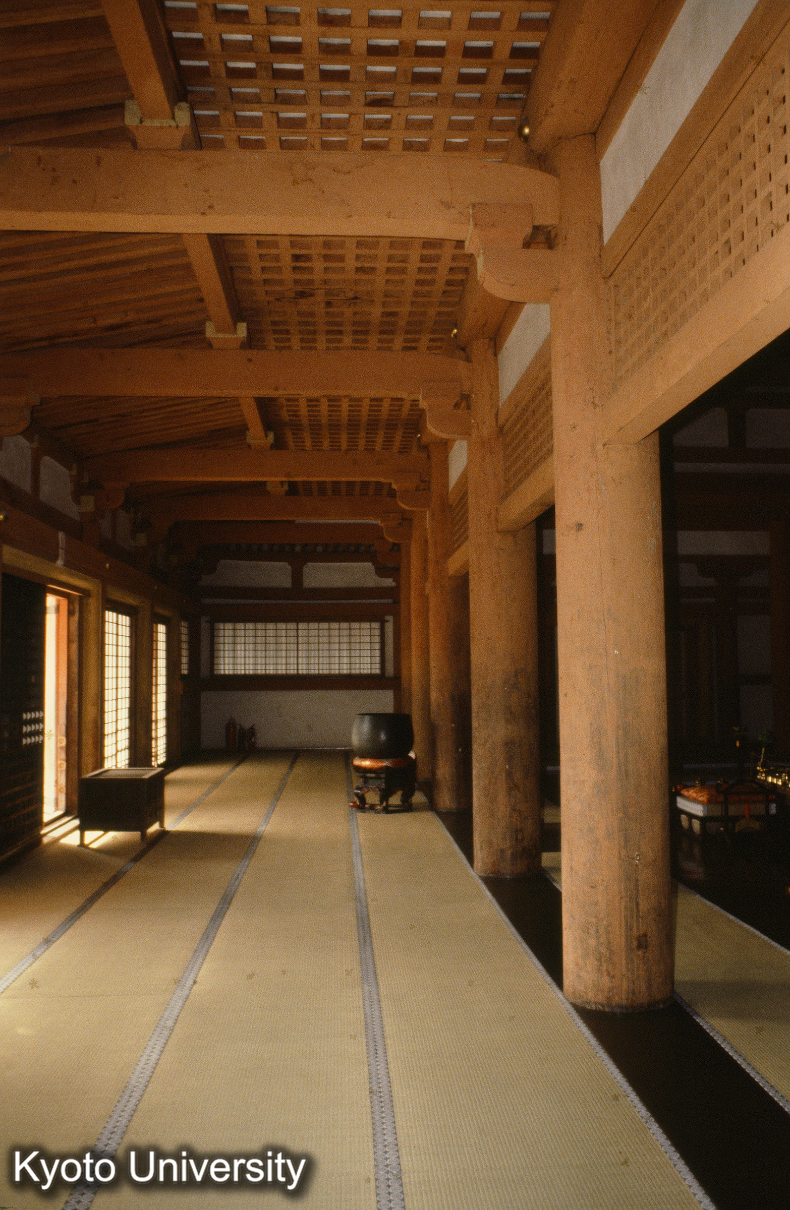 醍醐寺金堂 (1)