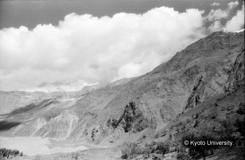 ヒンズークシ地域撮影フィルム : LF-3-13 (1)