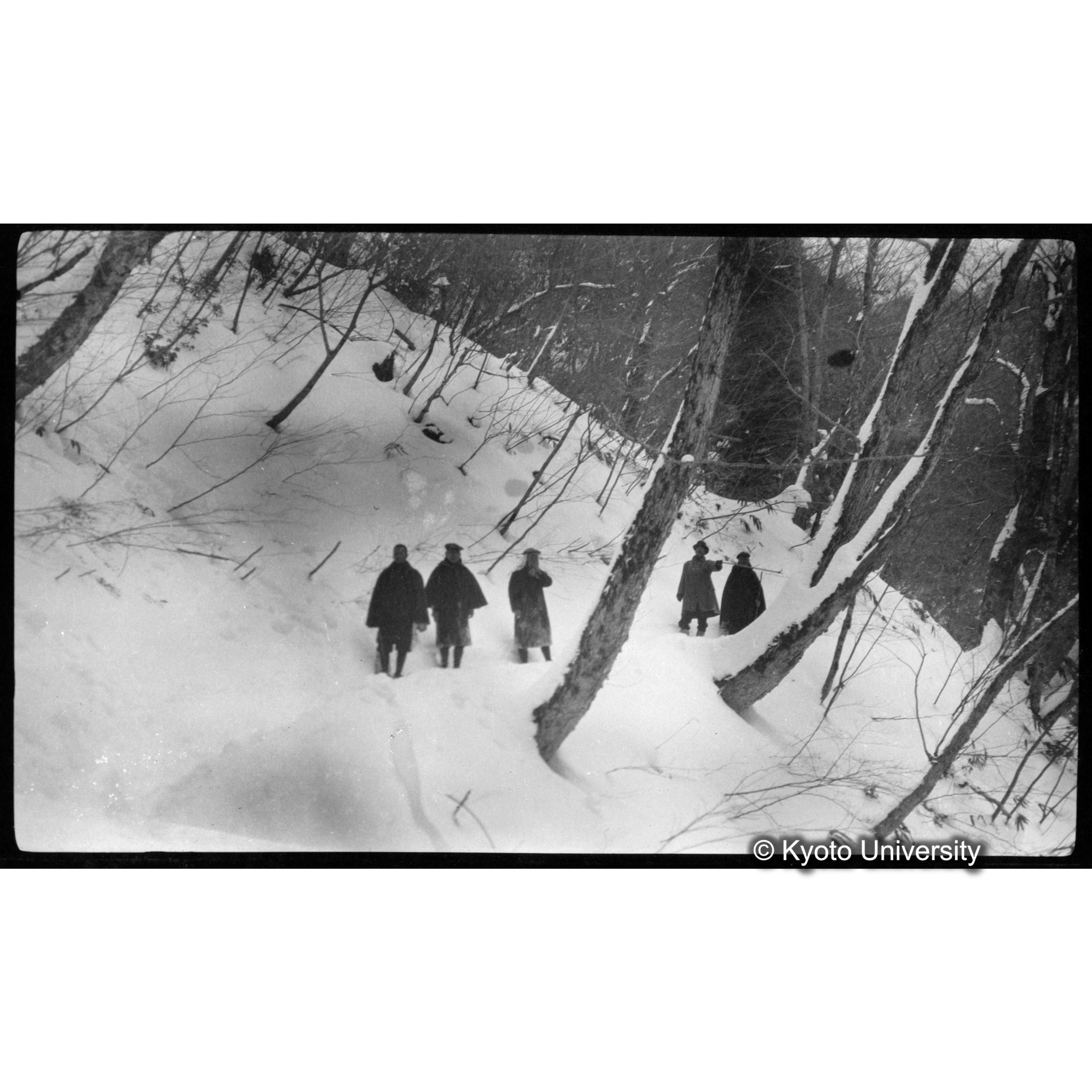 ＜雪山＞ (1)