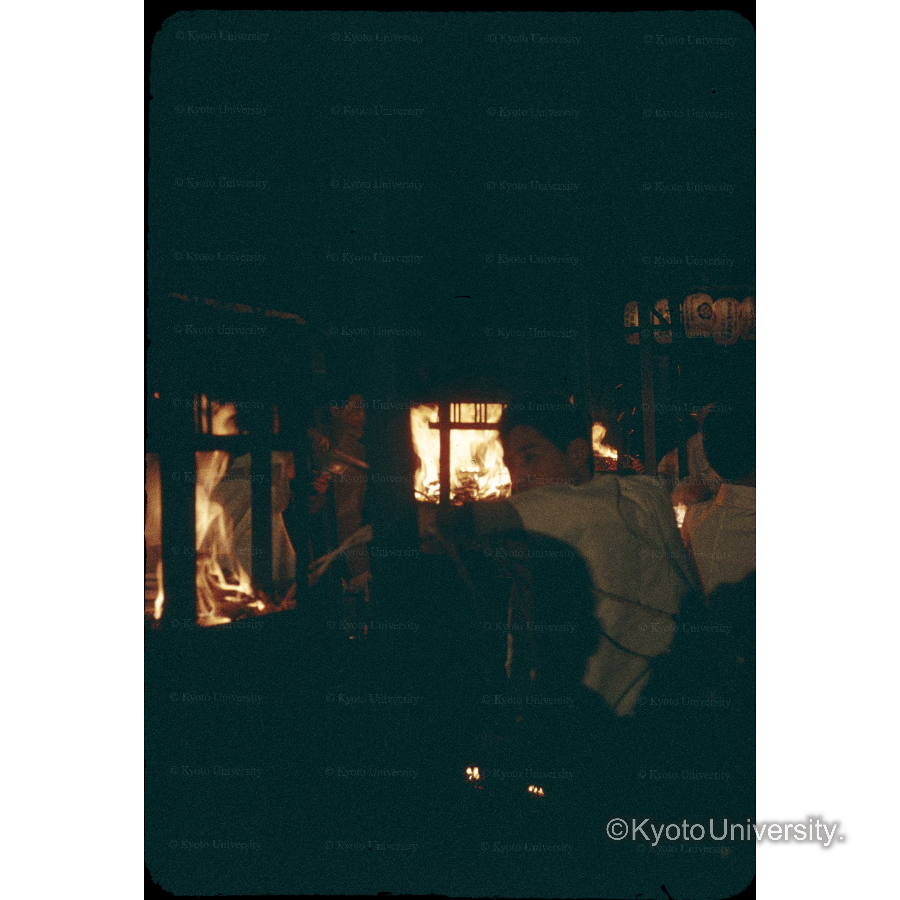 おけら火 (1)